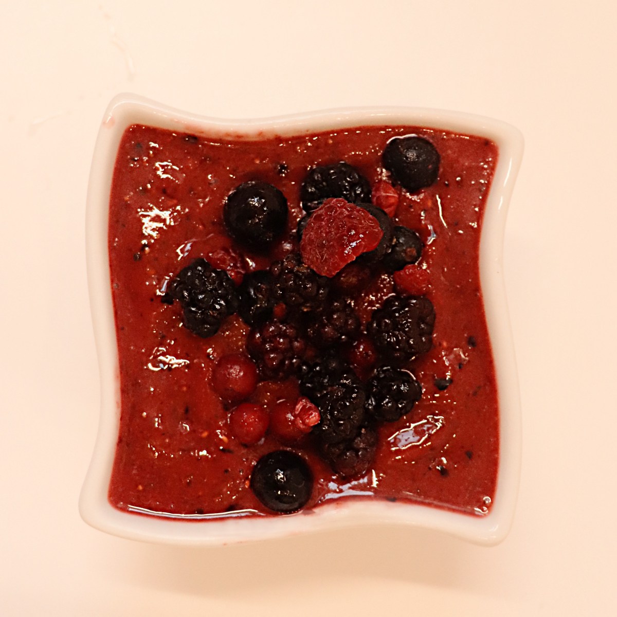 Rezept: Smoothie Bowl&nbsp;Berry